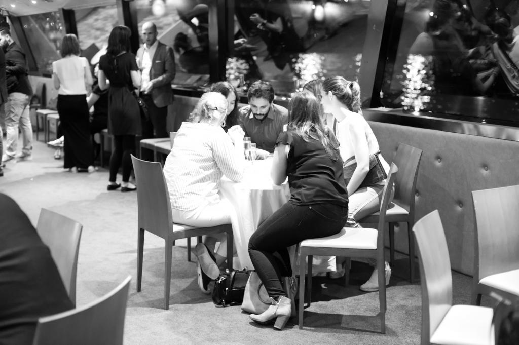 Soirée sur une péniche, photo d équipe 